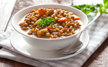 Plant-based protein: stew with beans